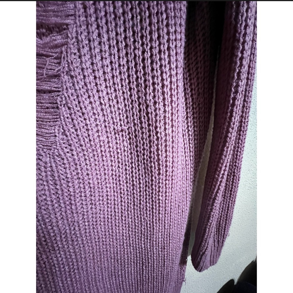 Distressed High-Low Sweater! - Picture 3 of 4